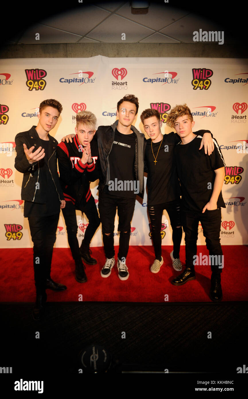 San Jose, USA. (L-R) Daniel Seavey, Corbyn Besson, Jona Marais, Zach Herron, und Jack Avery, warum machen wir nicht WiLD 94,9 FM iHeartRadio Jingle Ball bei SAP Zentrum besucht am 30. November 2017 in San Jose, Kalifornien. Credit: Foto Access/Alamy leben Nachrichten Stockfoto