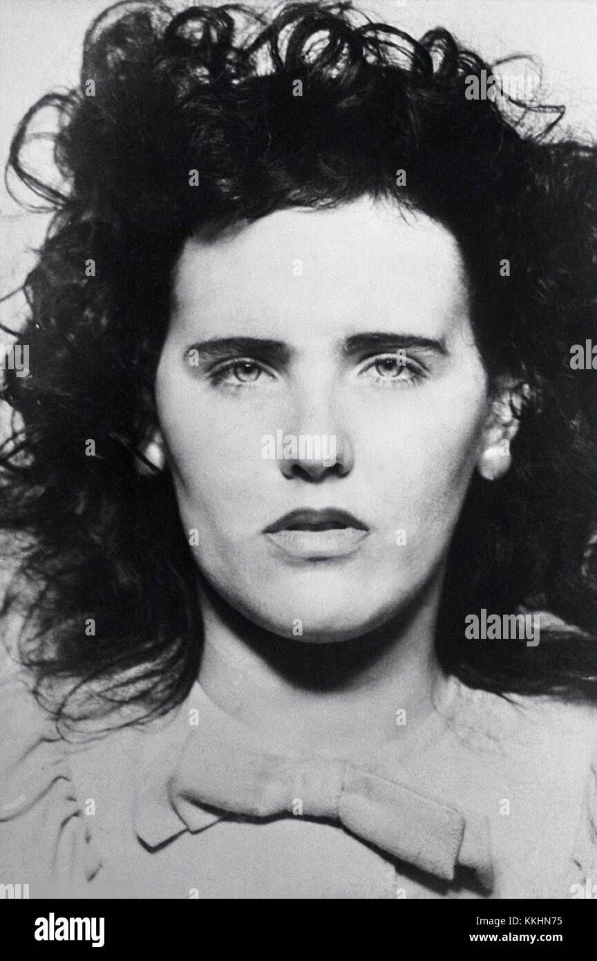 Die Black Dahlia ist ein berüchtigter Kriminalfall aus den 1940er Jahren, in dem es um den ungelösten Mord an Elizabeth Short in Los Angeles ging. Der Titel bezieht sich auf den nachhaltigen Einfluss der crimeâ auf die amerikanische Kriminalgeschichte und ihre Darstellung in den Medien. Stockfoto