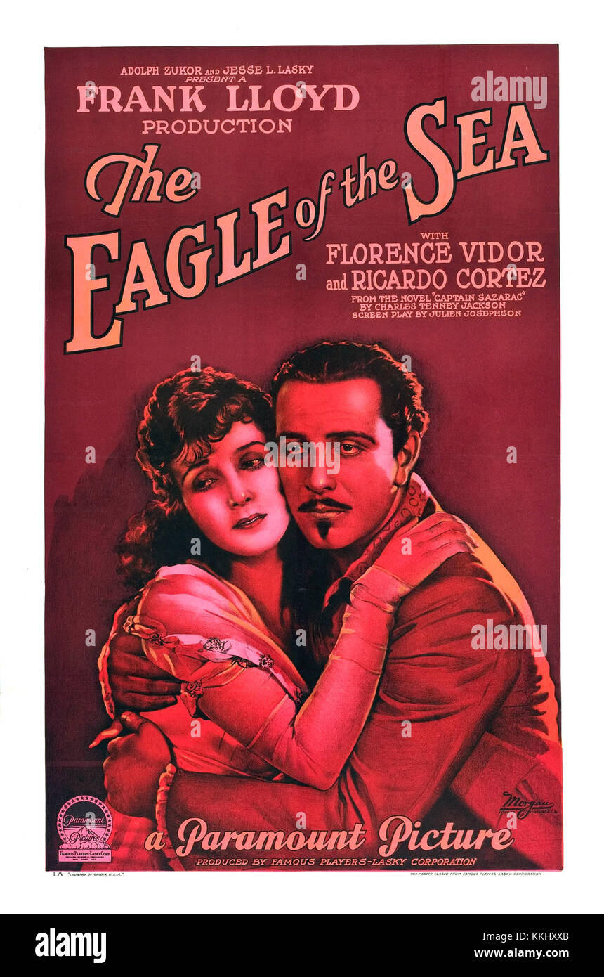 *Der Adler des Meeres* ist ein Vintage-Filmposter aus einem Stummfilm aus dem Jahr 1926. Das Poster zeigt dramatische Bilder, die das nautische Abenteuer und die Romantik des Films hervorheben. Stockfoto