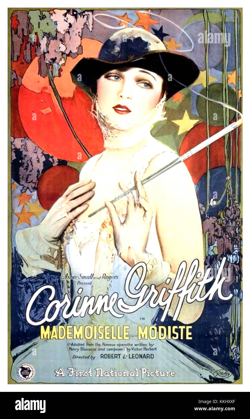 Ein Vintage-Poster für das Musical „Mademoiselle Modiste“, das sein Werbedesign zeigt und die Mode und Kultur seiner Zeit widerspiegelt. Stockfoto