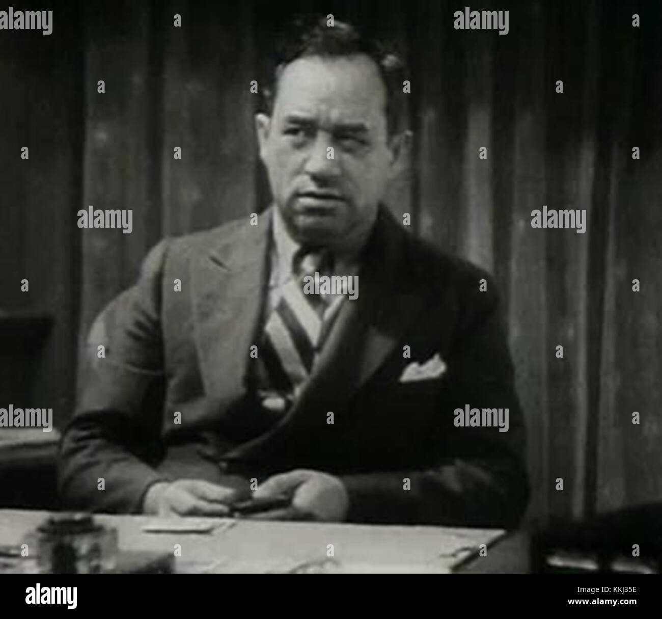 Stanley Fields spielt eine Figur im Trailer für den 1931 erschienenen Film *Little Caesar*, der als bahnbrechendes Werk im Gangsterfilm gilt. Stockfoto