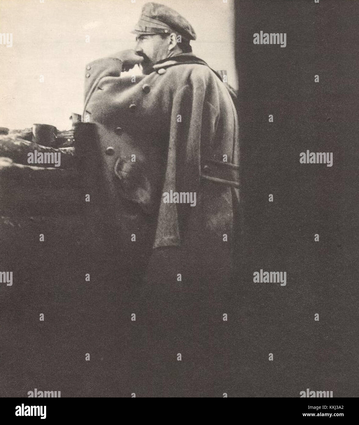 Ein historisches Bild des polnischen Staatsmannes Józef Piłsudski in der Region Kostiuchniówka im Jahr 1916 während des Ersten Weltkriegs spielte Piłsudski eine Schlüsselrolle in der polnischen Legion und im Kampf um die polnische Unabhängigkeit. Stockfoto