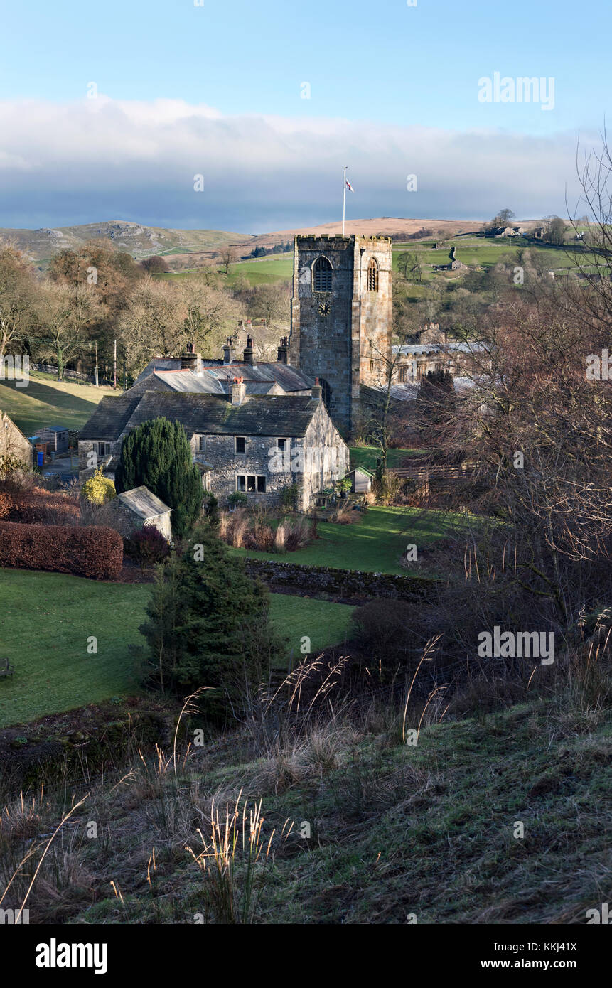 Den Erzengel Michael Kirche, Kirkby Malham Dorf, North Yorkshire, Großbritannien Stockfoto