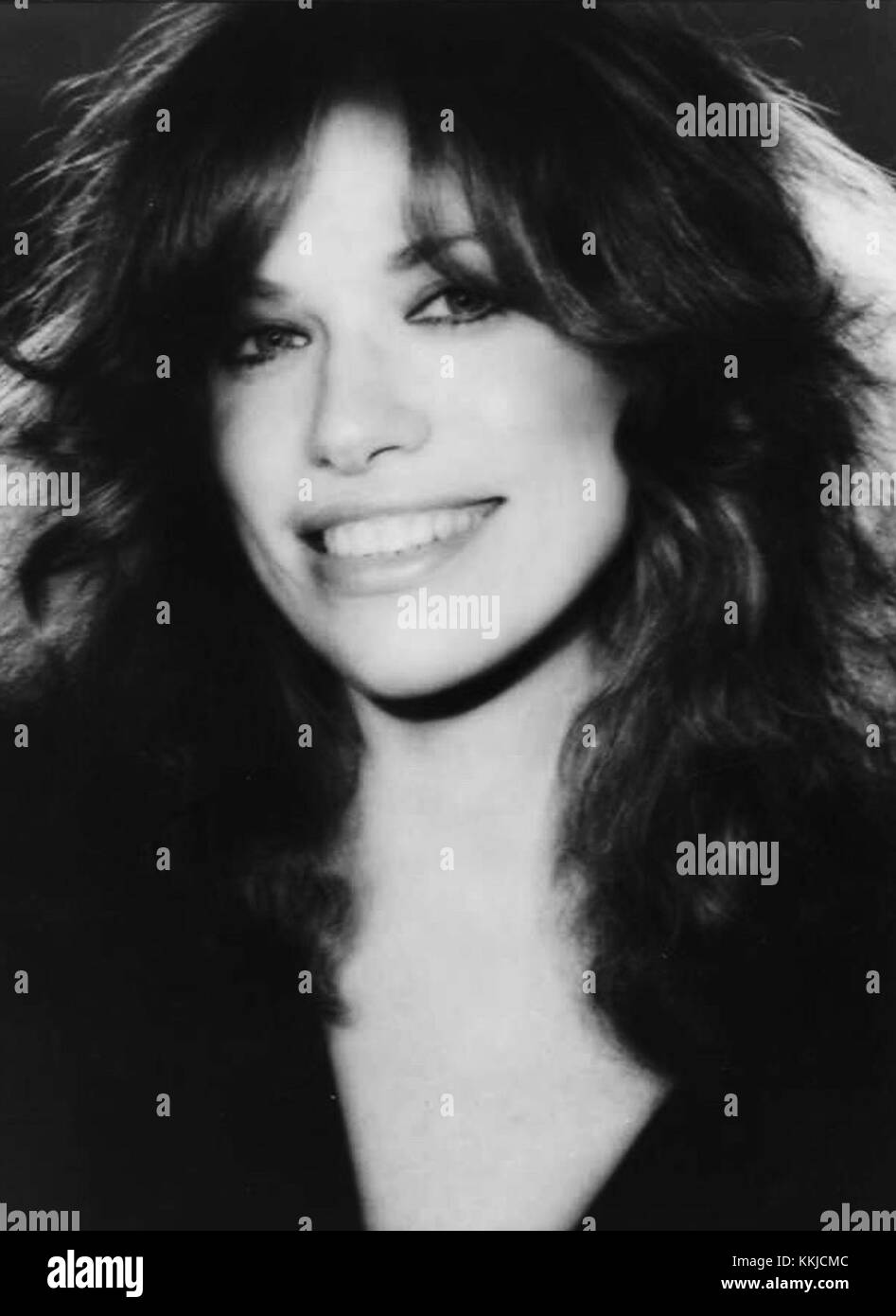 Carly Simons Werbematerial für ihre Musik, das unter dem Label Elektra veröffentlicht wurde, zeigt ihre Beiträge zur Musikszene der 1970er Jahre und markiert sie als ikonische Künstlerin im Genre der Pop- und Folk-Musik. Stockfoto