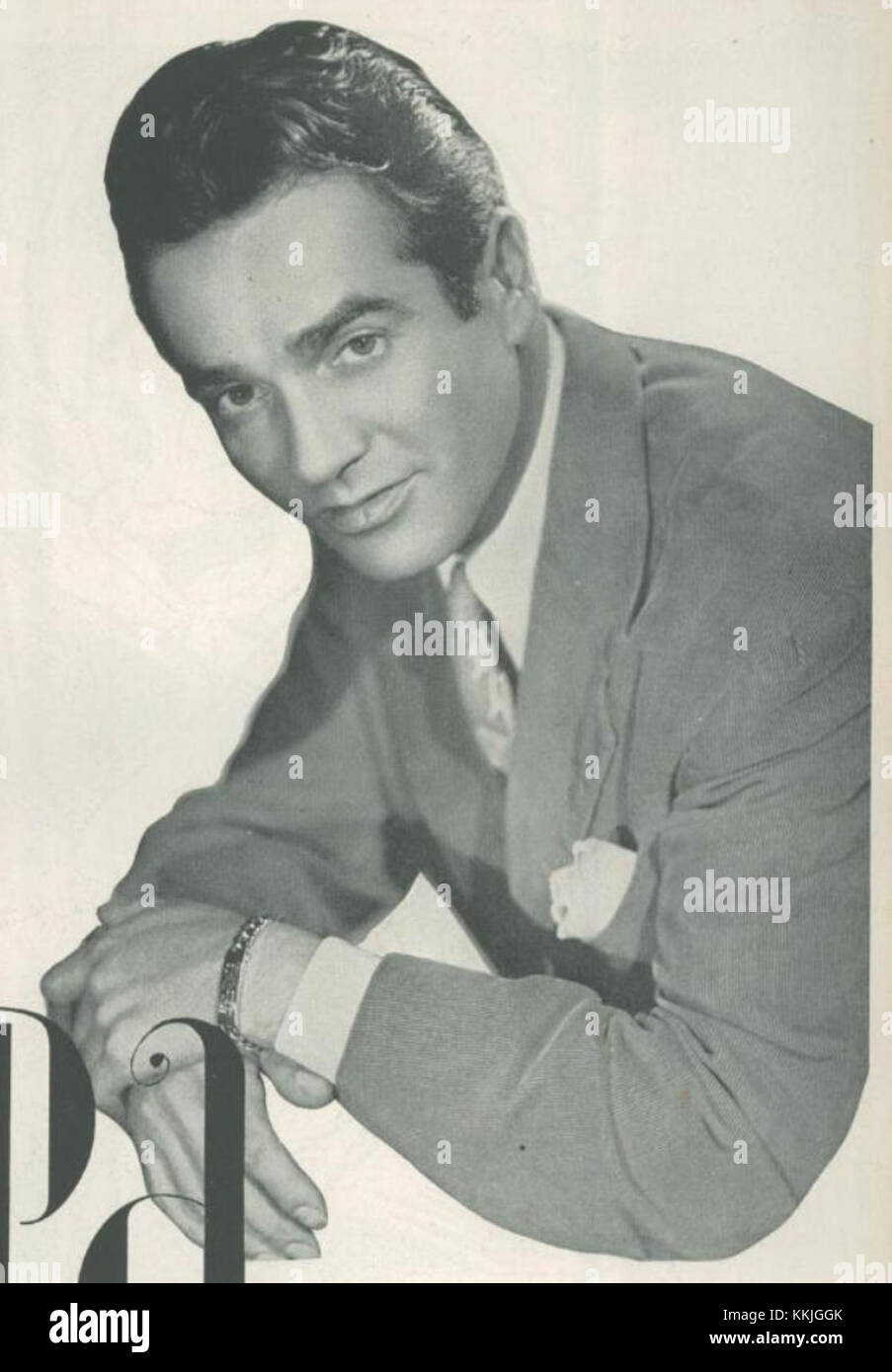 Eine Vintage-Werbetafel mit Gene Krupa, dem bekannten Jazz-Schlagzeuger, der für seine dynamischen Auftritte und seinen Einfluss auf die Jazzmusik bekannt ist. Stockfoto