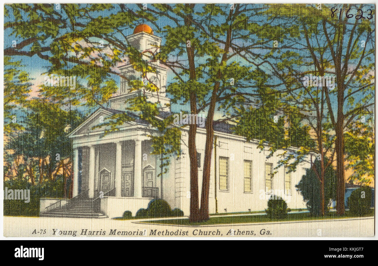 Die Young Harris Memorial Methodist Church in Athen, Georgia, ist eine historische religiöse Stätte, die für ihren architektonischen Stil und ihre Bedeutung in der lokalen Gemeinde bekannt ist. Die Kirche war ein Zentrum des Gottesdienstes und der Gemeindeaktivitäten. Stockfoto
