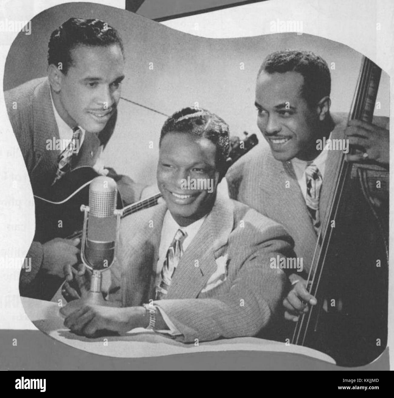 Eine Vintage-Werbeanzeige für Nat King Cole Trio, die ihre Popularität und ihren Einfluss auf die Musikszene Mitte des 20. Jahrhunderts zeigt. Stockfoto