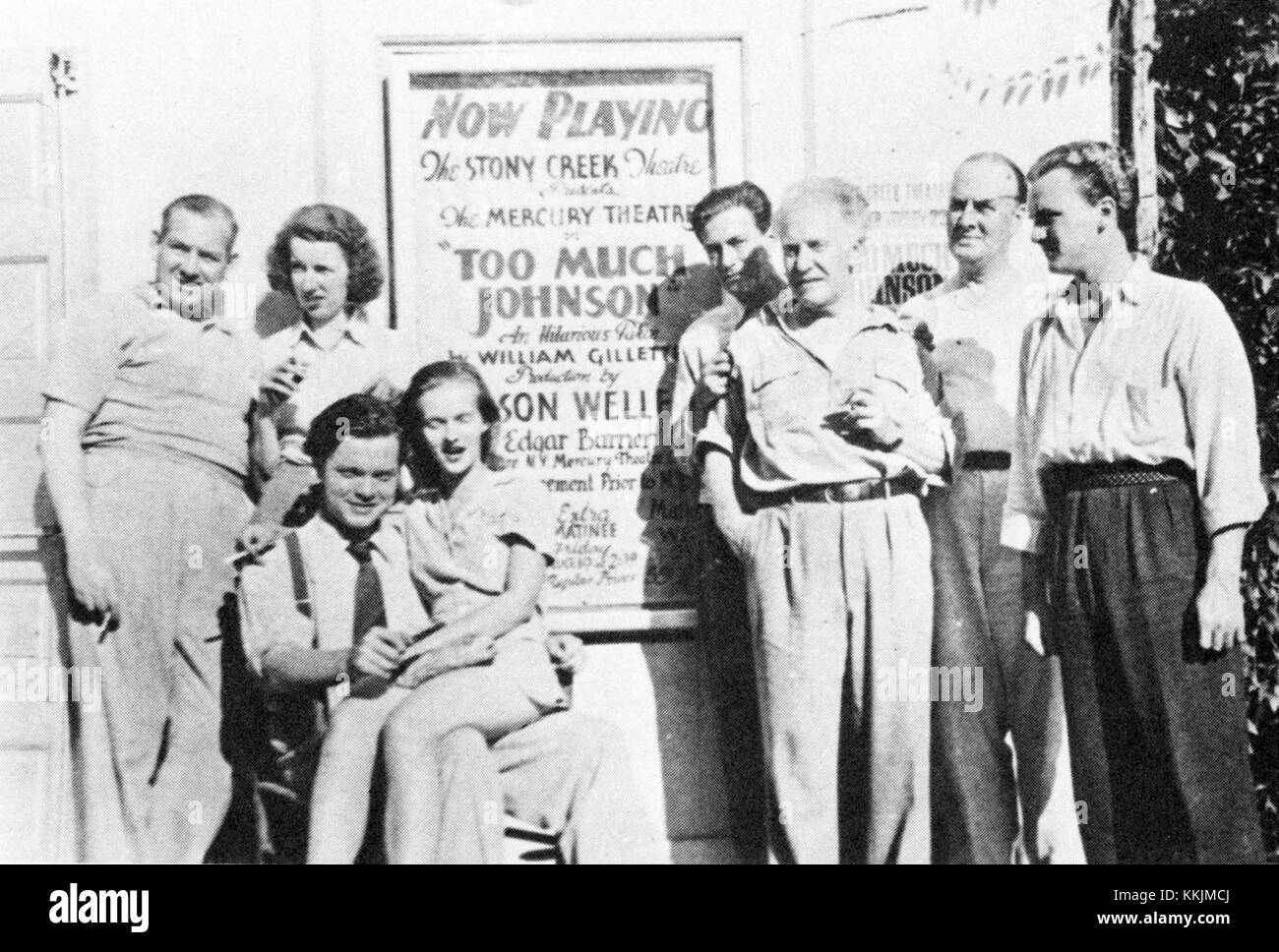 Too Much Johnson ist eine Theaterproduktion von Orson Welles aus dem Jahr 1938. Bekannt für seine experimentelle Natur, verbindet Slapstick-Komödie mit anspruchsvollen Themen und erforscht Beziehungen und soziale Dynamik. Stockfoto