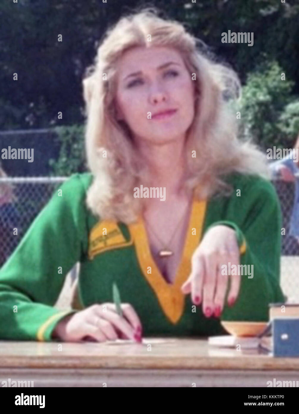 Der *Colleen Camp Trailer* bezieht sich auf einen mobilen Anhänger, der möglicherweise als Form des Campingens oder der Unterkunft verwendet wird. Der Begriff kann sich auch auf ein bestimmtes Modell oder eine bestimmte Marke beziehen, die für sein Design und seine Funktionalität in der Camping- und Wohnmobilbranche bekannt ist. Stockfoto