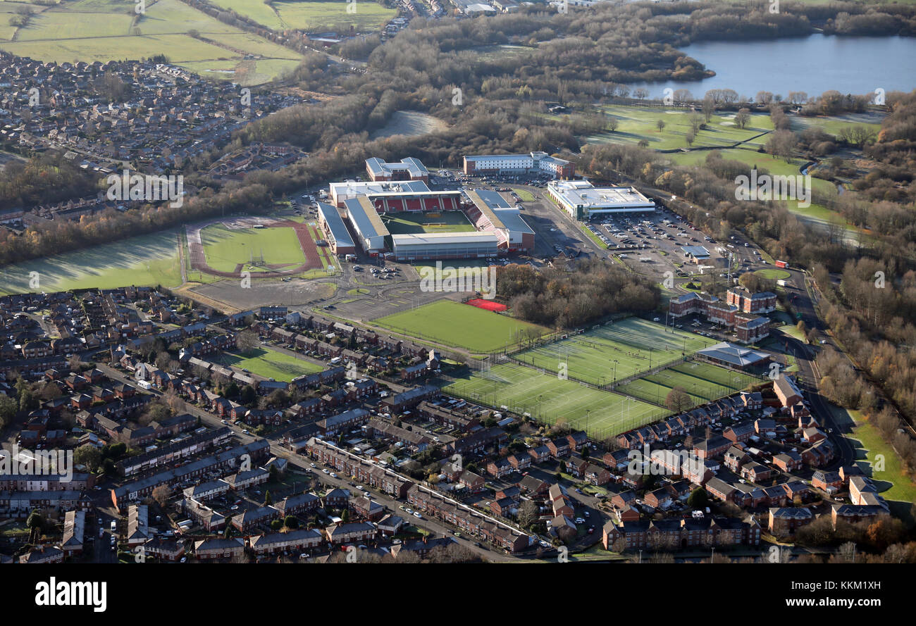 Luftaufnahme von Leigh Sports Village, Leigh WN7 4JY Stockfoto