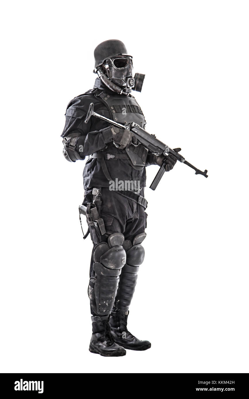 Futuristische NS-Soldat mit schmeisser Stockfoto