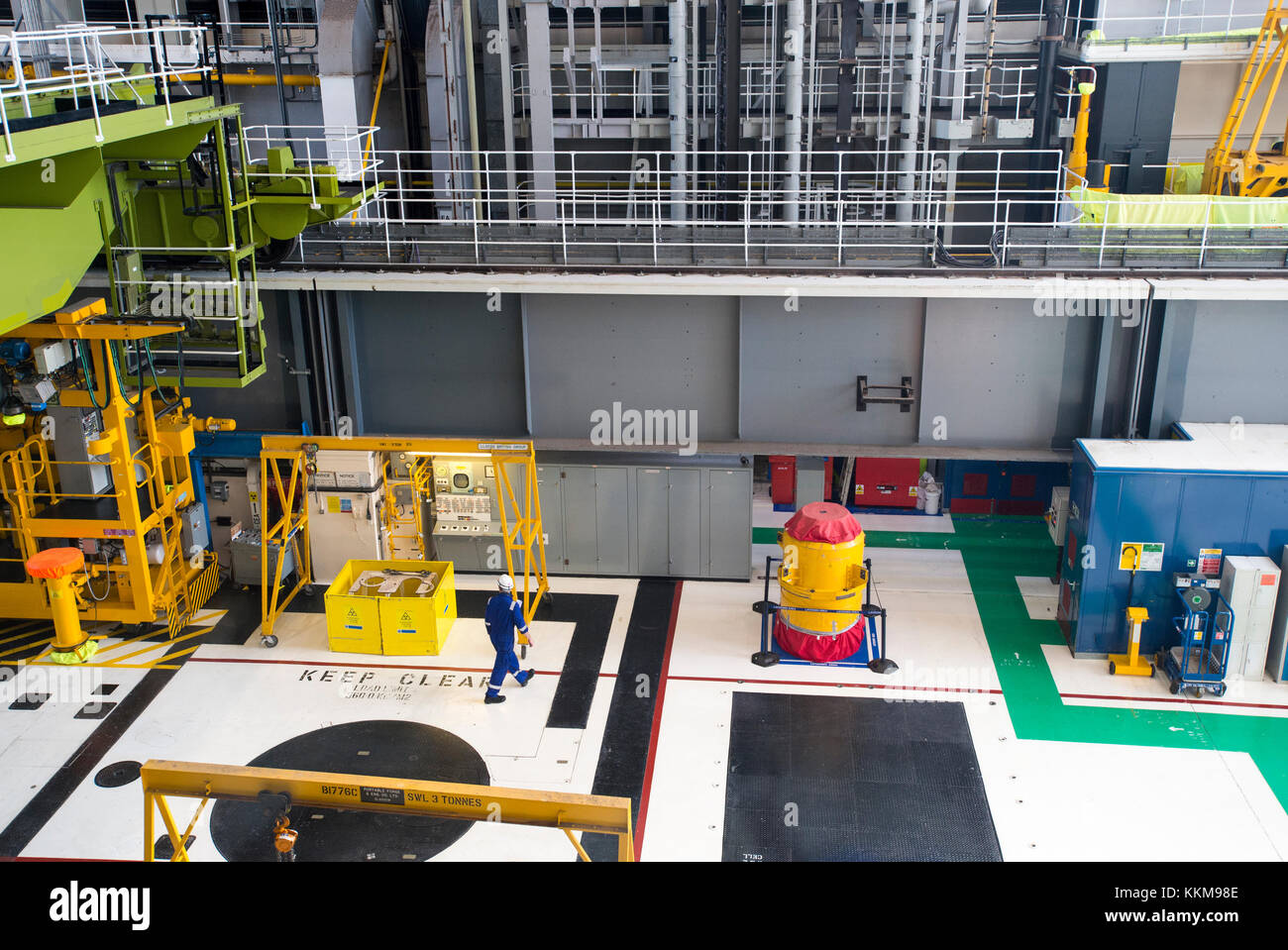 Innenansicht der wichtigsten Reaktorhalle der Hunterston B Kernkraftwerk, West Kilbride, North Ayrshire, Schottland. Stockfoto