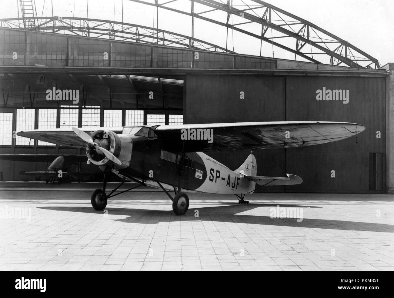 Die PWS-24 war ein polnisches Sport- und Trainingsflugzeug, das in den späten 1930er Jahren hergestellt wurde Es ist bekannt für seine Rolle in der zivilen Luftfahrt und seine Konstruktion, die Piloten vor dem Zweiten Weltkrieg trainierte Stockfoto