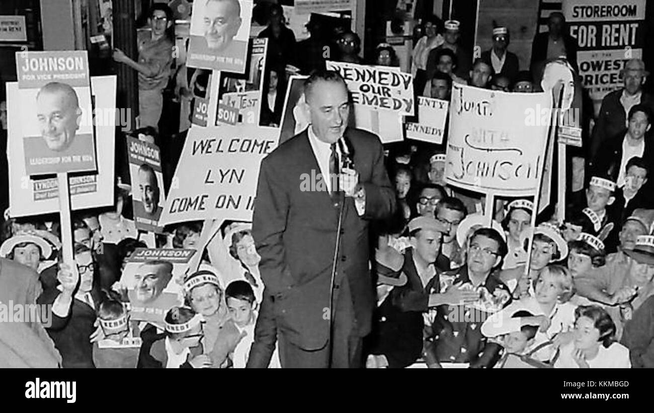 Die Senator Lyndon Johnson Campaign Rally 1960 in Allentown, PA, war ein bedeutendes Ereignis während der US-Präsidentschaftswahlen. Es markiert einen Moment in Lyndon Johnsons Kampagne und trug zu seiner politischen Karriere während dieser Zeit bei. Stockfoto