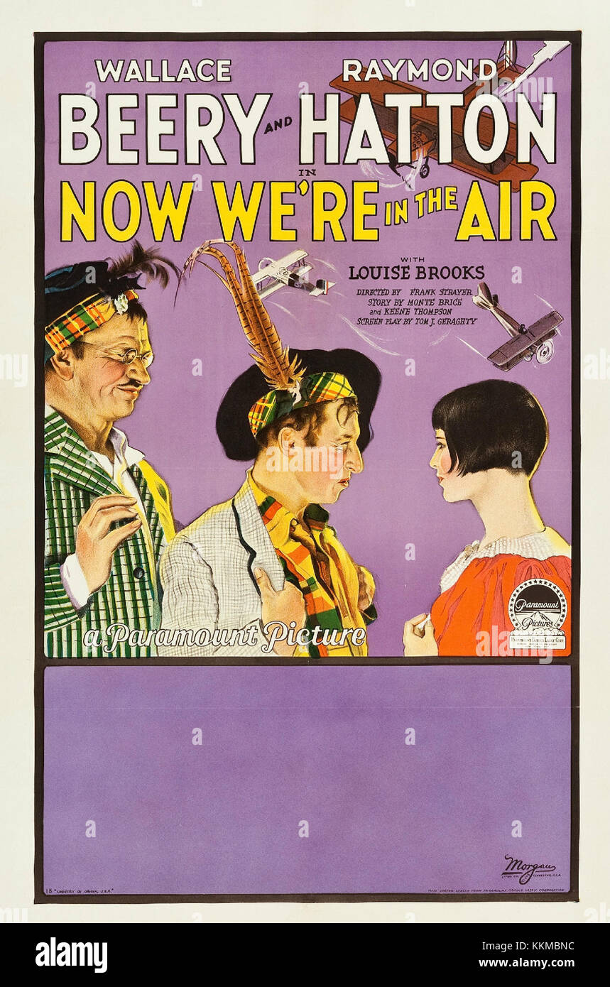 Ein Vintage-Filmplakat für den Film „Now We're in the Air“ aus dem Jahr 1930, das die Stars und die Themen der Luftfahrt zeigt, die für die Handlung dieses frühen Soundfilms von zentraler Bedeutung sind. Stockfoto