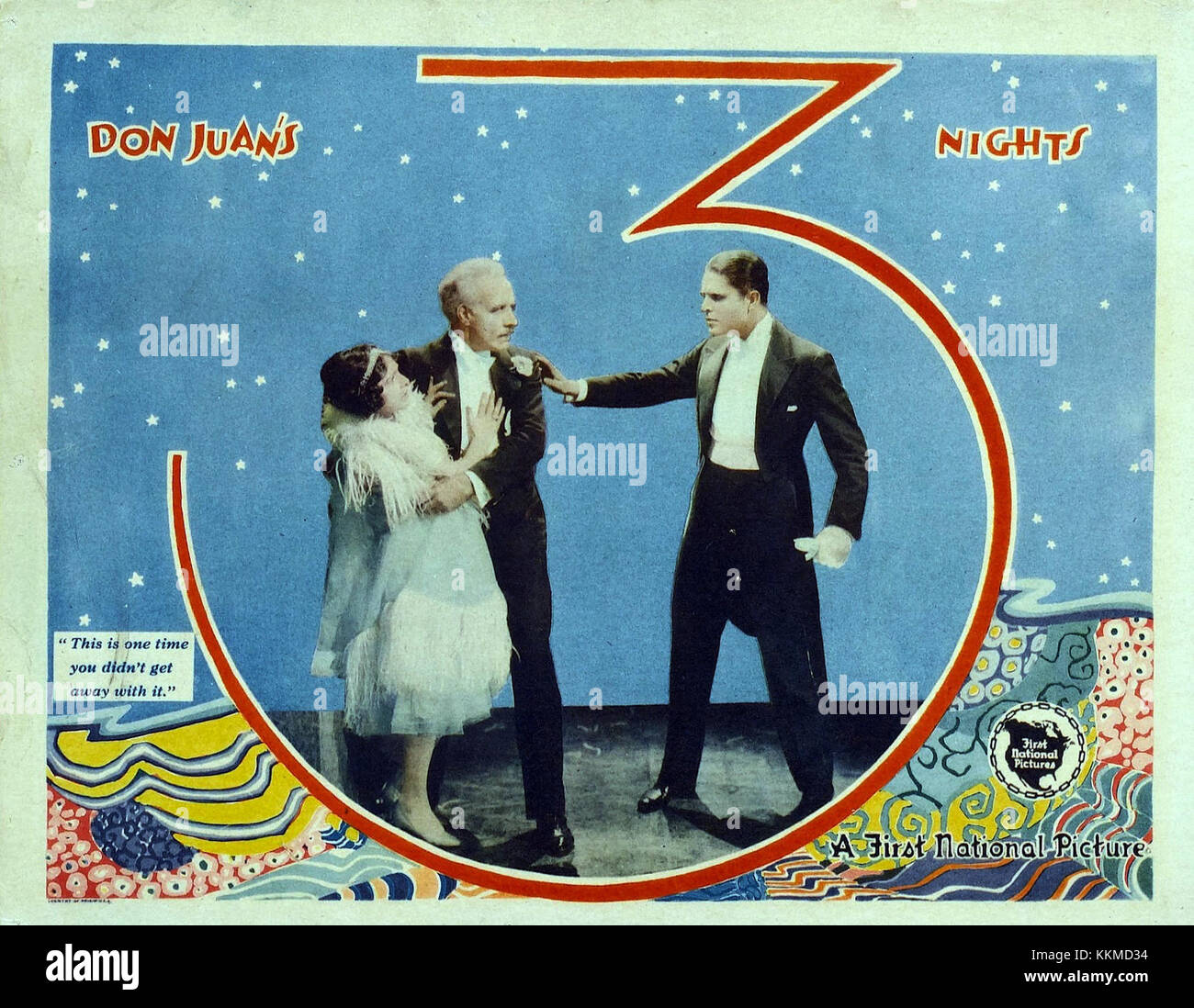 Eine Lobbykarte aus dem Film „Don Juan's Three Nights“ aus dem Jahr 1935, in der Szenen aus der romantischen und dramatischen Handlung des Films gezeigt werden. Die Karte zeigt Schlüsselfiguren und den filmischen Stil der Epoche. Stockfoto