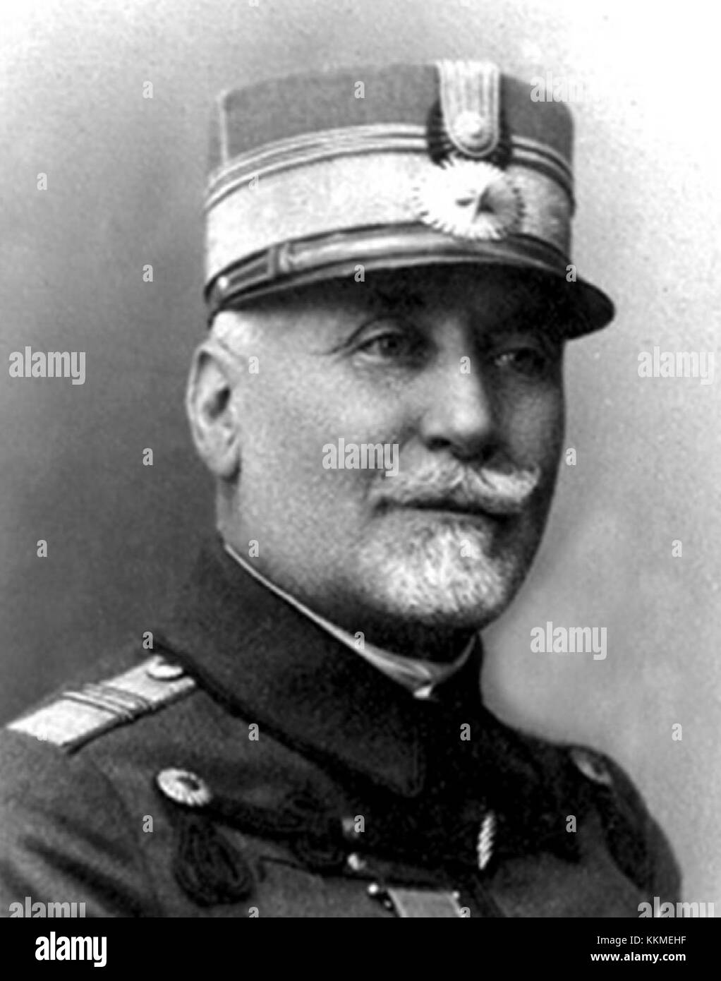 General Alexandru Constantinide war ein rumänischer Militärführer während des Ersten Weltkriegs, der für seine Rolle in der rumänischen Armee bekannt war. Seine Führung und seine Beiträge zur Militärgeschichte Rumäniens sind bedeutend. Stockfoto