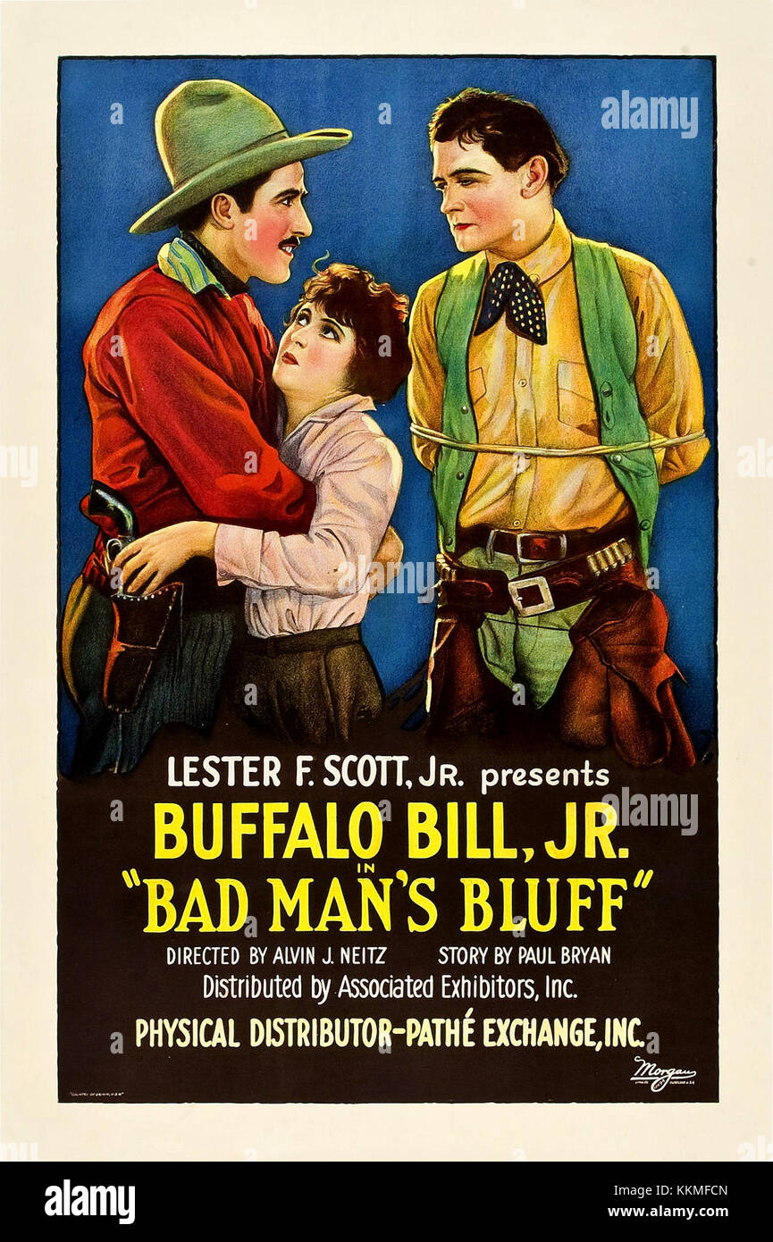 Das Poster „Bad man's Bluff“ wirbt für einen Film, der wahrscheinlich aus dem westlichen Genre stammt und dramatische Themen wie Konflikt und Gesetzlosigkeit enthält. Dieses Werbematerial spiegelt die Kultur und den Stil des Kinos des frühen 20. Jahrhunderts wider. Stockfoto