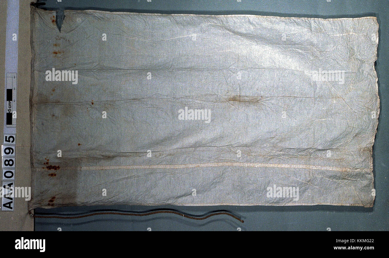 Die Weiße Flagge der Antarktis ist ein Symbol, das den neutralen und nicht beanspruchten Status der Antarktis repräsentiert. Die Royal Maritime Greenwich (RMG) hält eine Aufzeichnung der Flagge, die internationale Vereinbarungen über territoriale Ansprüche auf dem Kontinent repräsentiert. Stockfoto