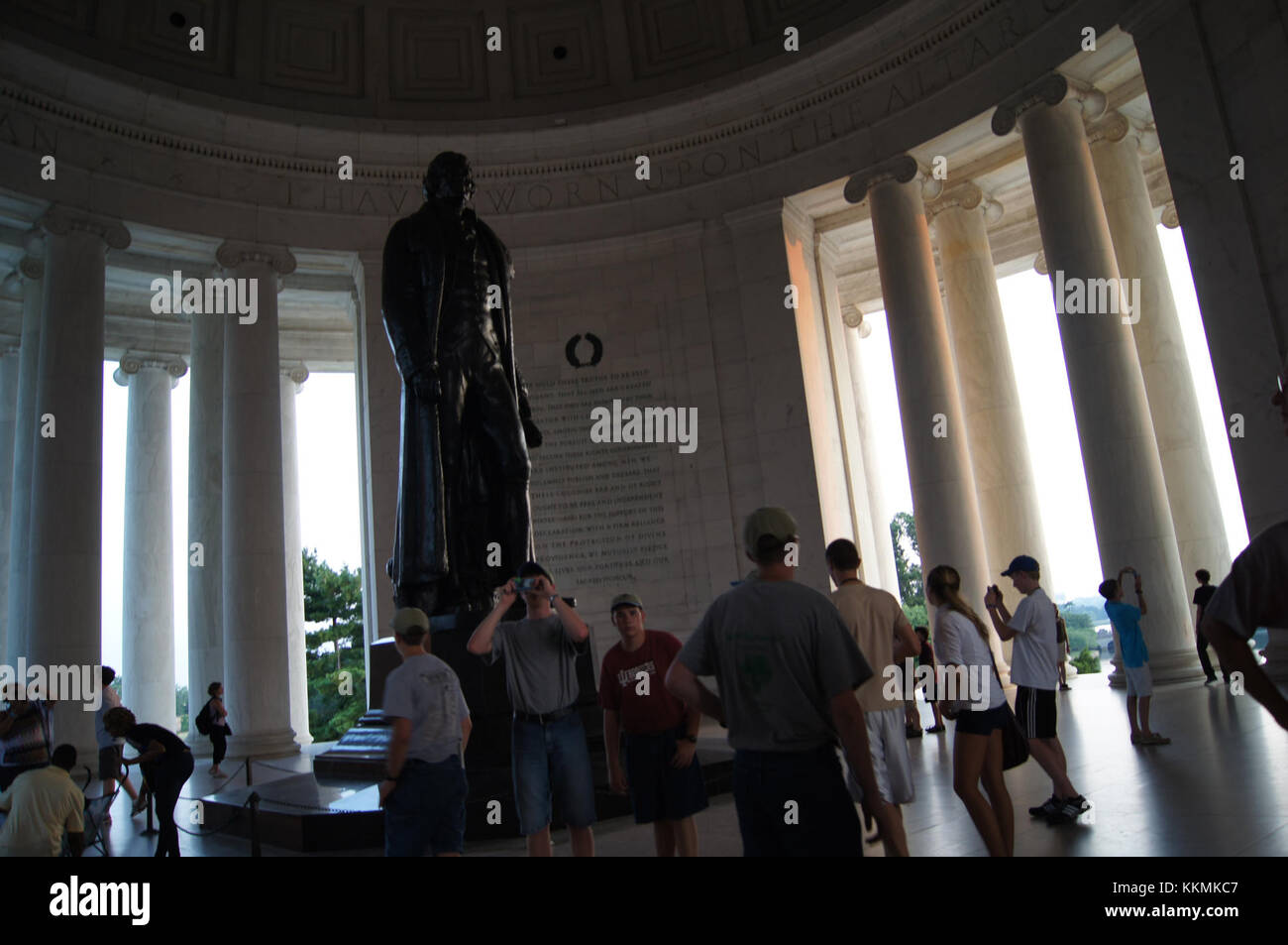Dieses Bild zeigt bemerkenswerte Gebäude in Washington, D.C. und hebt die architektonischen Wahrzeichen und die städtische Entwicklung hervor. Stockfoto