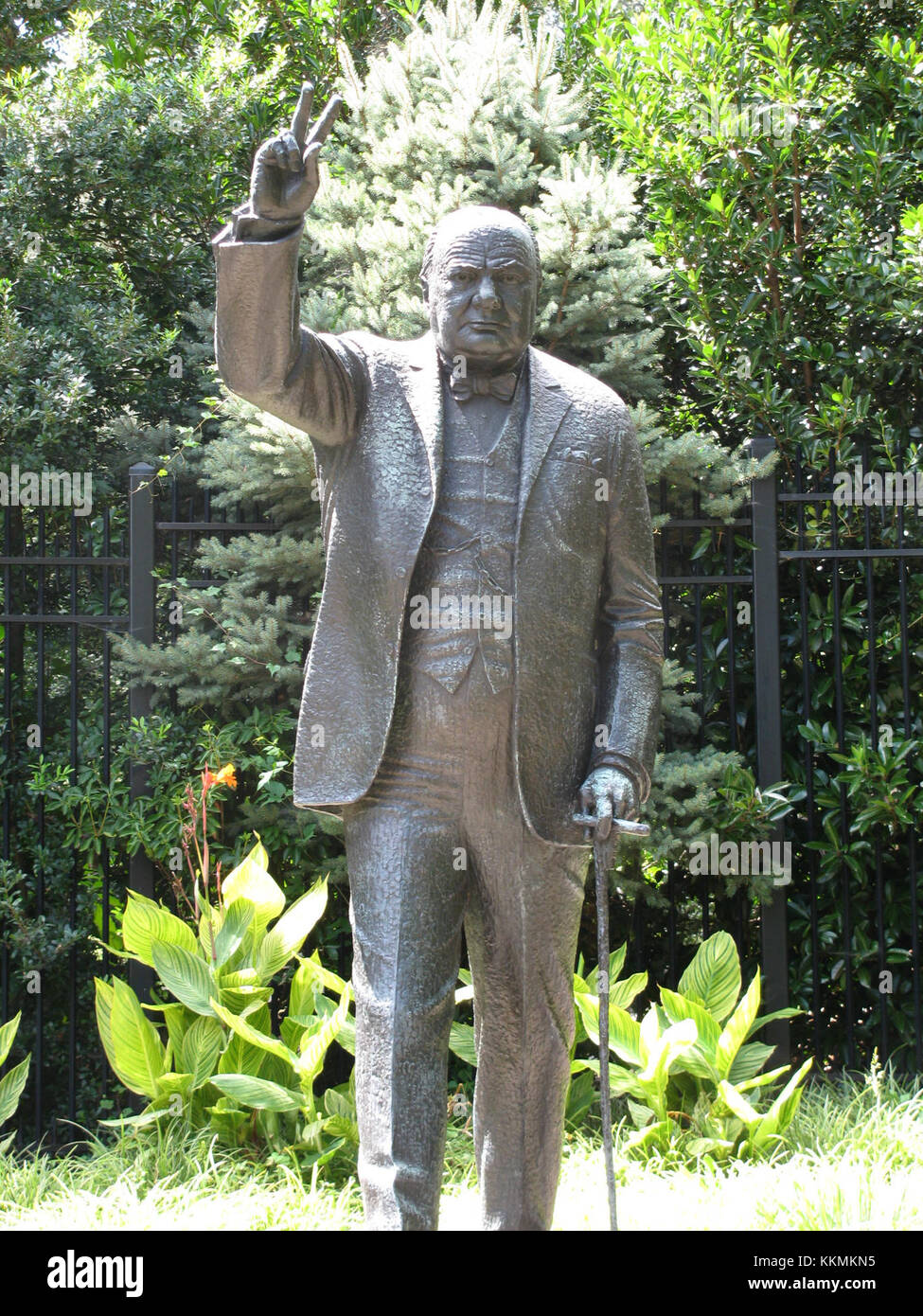 Das Bild oder Ereignis, das als Winston Churchill-McVe0358 bezeichnet wird, kann sich auf einen bedeutenden Moment beziehen, an dem Winston Churchill beteiligt ist, möglicherweise aus einer Rede, einem öffentlichen Auftritt oder einem Bild von historischer Relevanz. Stockfoto