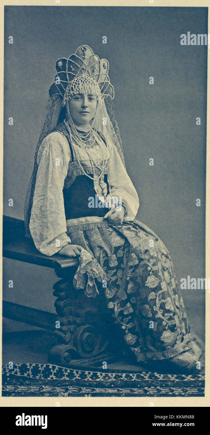 Der Ball 1903, der von Olympiasieger Alex Barjatschaja ausgetragen wurde, war ein bedeutendes Ereignis in der Geschichte des russischen Sports. Es zeigte prominente Persönlichkeiten und feierte sportliche Leistungen. Stockfoto