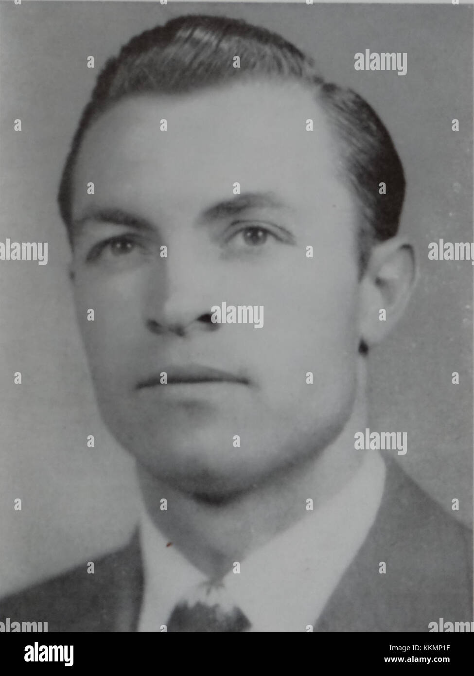 Newt Loken ist eine einflussreiche Persönlichkeit, die für seine Beiträge zur Leichtathletik bekannt ist, insbesondere im Bereich Leichtathletik. Lokens Leistungen haben einen dauerhaften Einfluss auf den Sport hinterlassen und sein Vermächtnis wird in verschiedenen Sportgemeinschaften anerkannt. Stockfoto