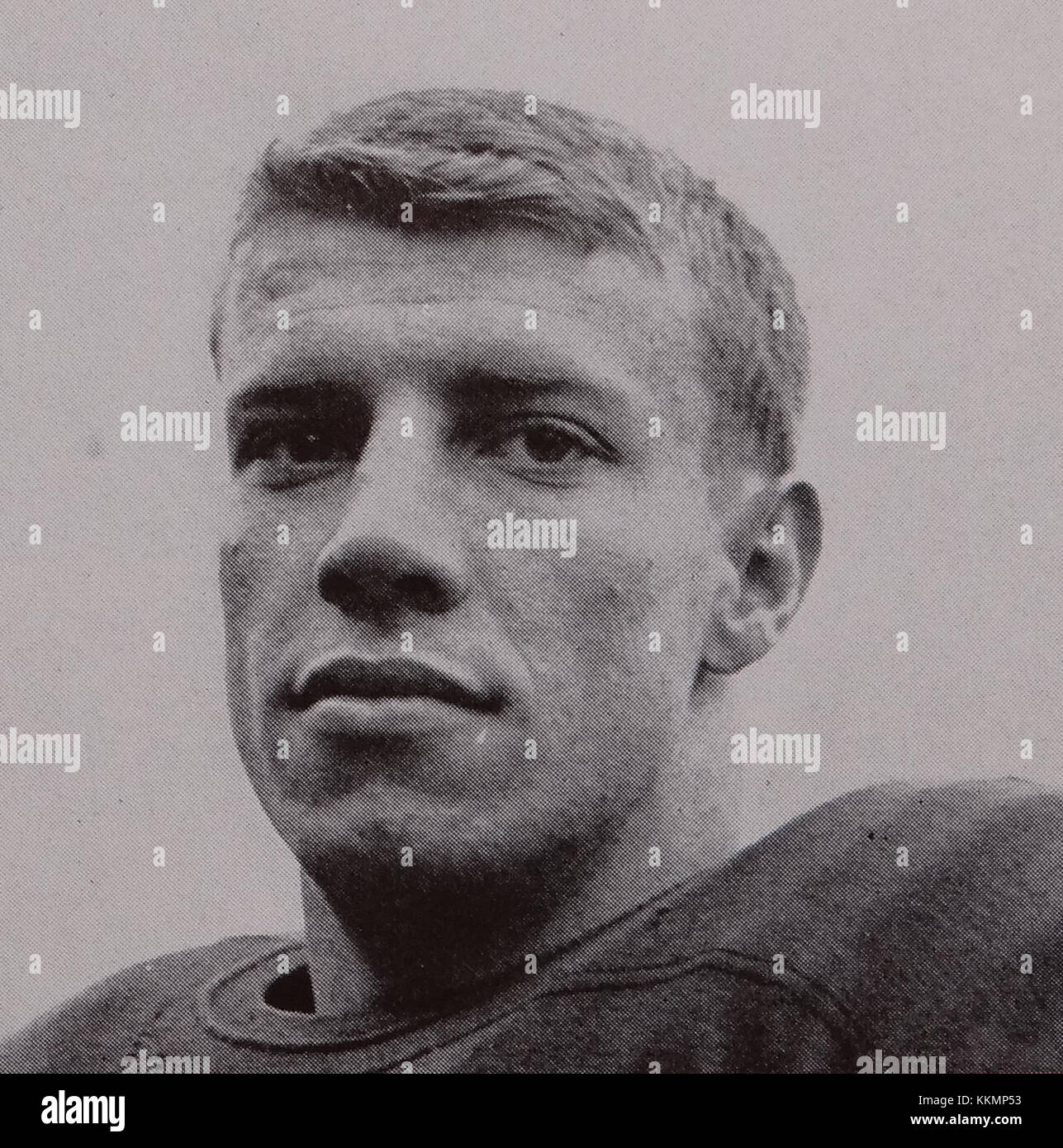 Donald Peterson war ein bekannter American-Football-Spieler, der für seine Beiträge auf dem Feld als Teil einer Profimannschaft bekannt wurde. Seine Karriere spiegelt eine bedeutende Beteiligung am Sport wider. Stockfoto