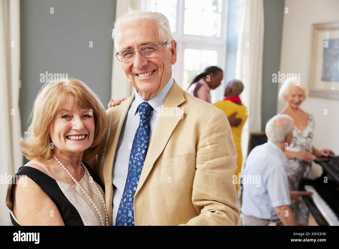 Portrait von Senior Paar beim Tanzen Club zusammen Stockfoto