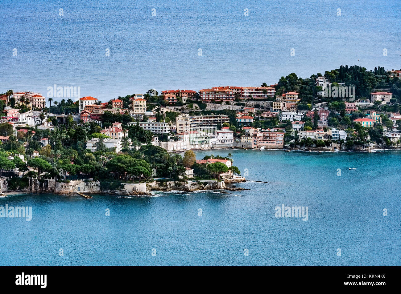 Luftaufnahme der französischen Gemeinde Saint Jean Cap Ferrat, Côte d'Azur, Côte d'Azur, Frankreich, Europa. Stockfoto