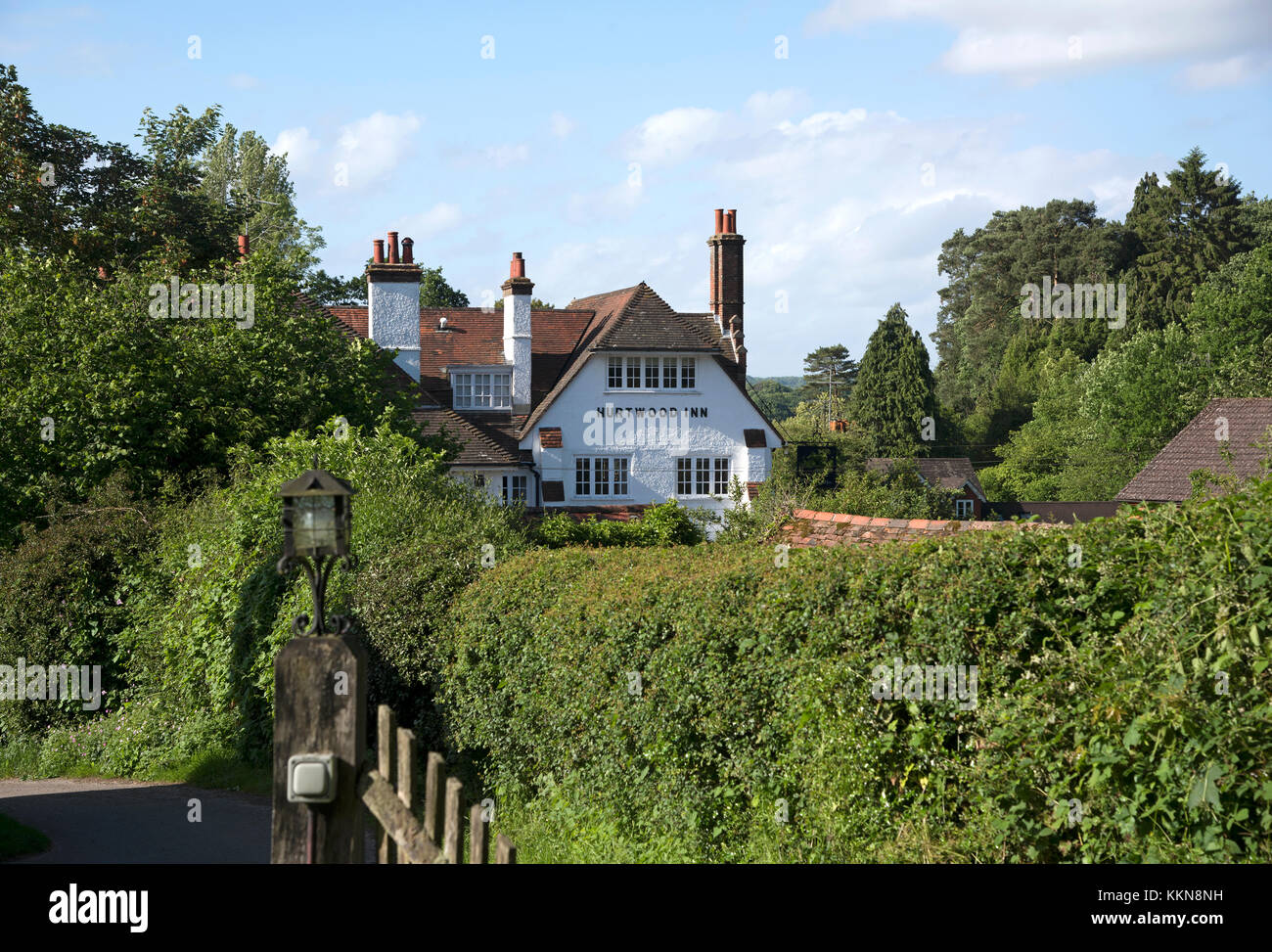 Ansicht der Hurtwood Inn in peaslake in Surrey, England Stockfoto