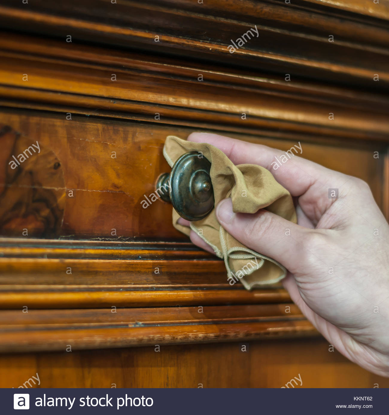 Antique Furniture Cleaning Stockfotos Antique Furniture Cleaning