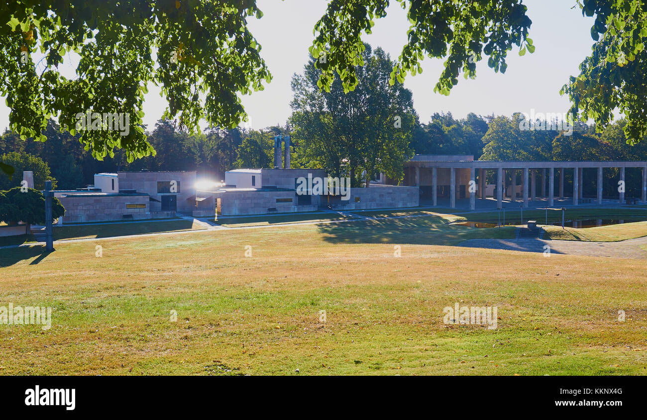 Skogskyrkogarden Friedhof, ein UNESCO-Weltkulturerbe von Gunnar Asplund und Sigurd Lewerentz, Stockholm, Schweden, Skandinavien konzipiert Stockfoto