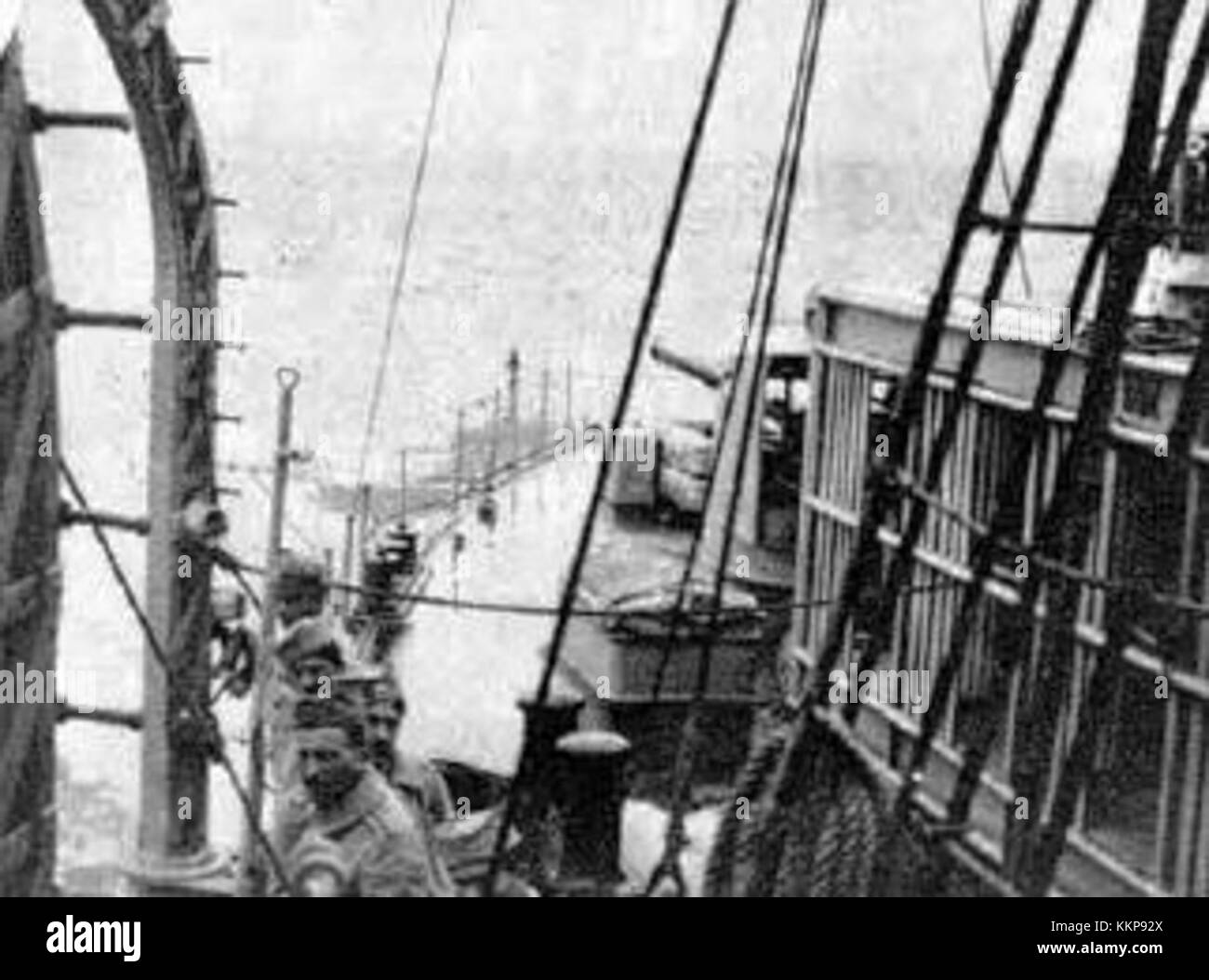 Dieses Bild zeigt ein Boot der 1. Brigade der Jugoslawischen Freiwilligendivision während des Zweiten Weltkriegs. Die Division spielte eine Schlüsselrolle im jugoslawischen Widerstand gegen Achsenmächte. Stockfoto