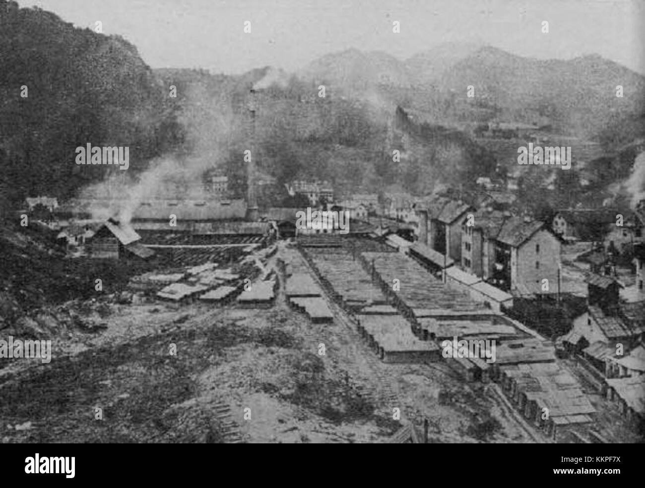 Opekarna Trbovlje ist ein historischer Ort in Slowenien, der für seine industrielle Bedeutung bekannt ist. Sie war ein wichtiger Standort für die Entwicklung der frühen industriellen Wirtschaft Sloweniens, insbesondere im Kohle- und Energiesektor. Stockfoto