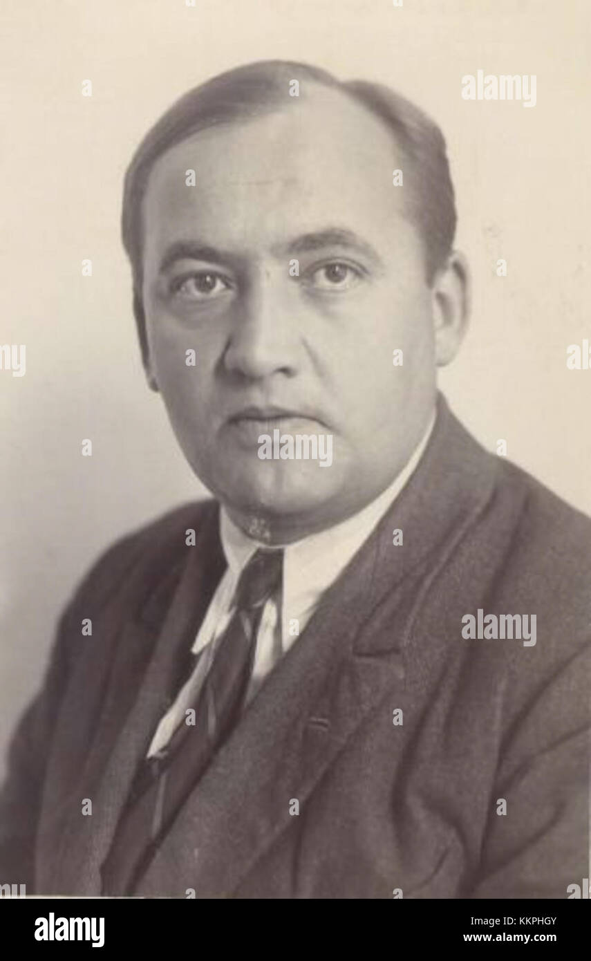 Ivan Dornik, eine bemerkenswerte Persönlichkeit in den 1930er Jahren, war für seine Beiträge in einem bestimmten Bereich während dieser Zeit bekannt. Es bedarf eines besseren Kontextes, um seine Rolle und Bedeutung zu definieren. Stockfoto