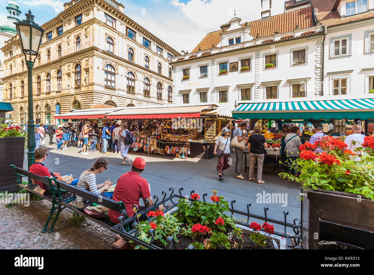 Tschechien, Prag, Altstadt, Marktplatz, Havel Square, havelsky trh, Marktstände, Obst- und Gemüsemarkt, Souvenirs Stockfoto