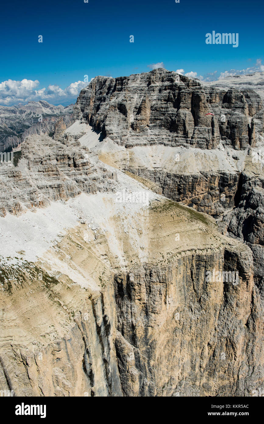 Dolomiten, Klippen der Sellagruppe, Piz Wolva, Piz Boe, Val Lasties, Luftbild, Trentino, Südtirol, Italien Stockfoto