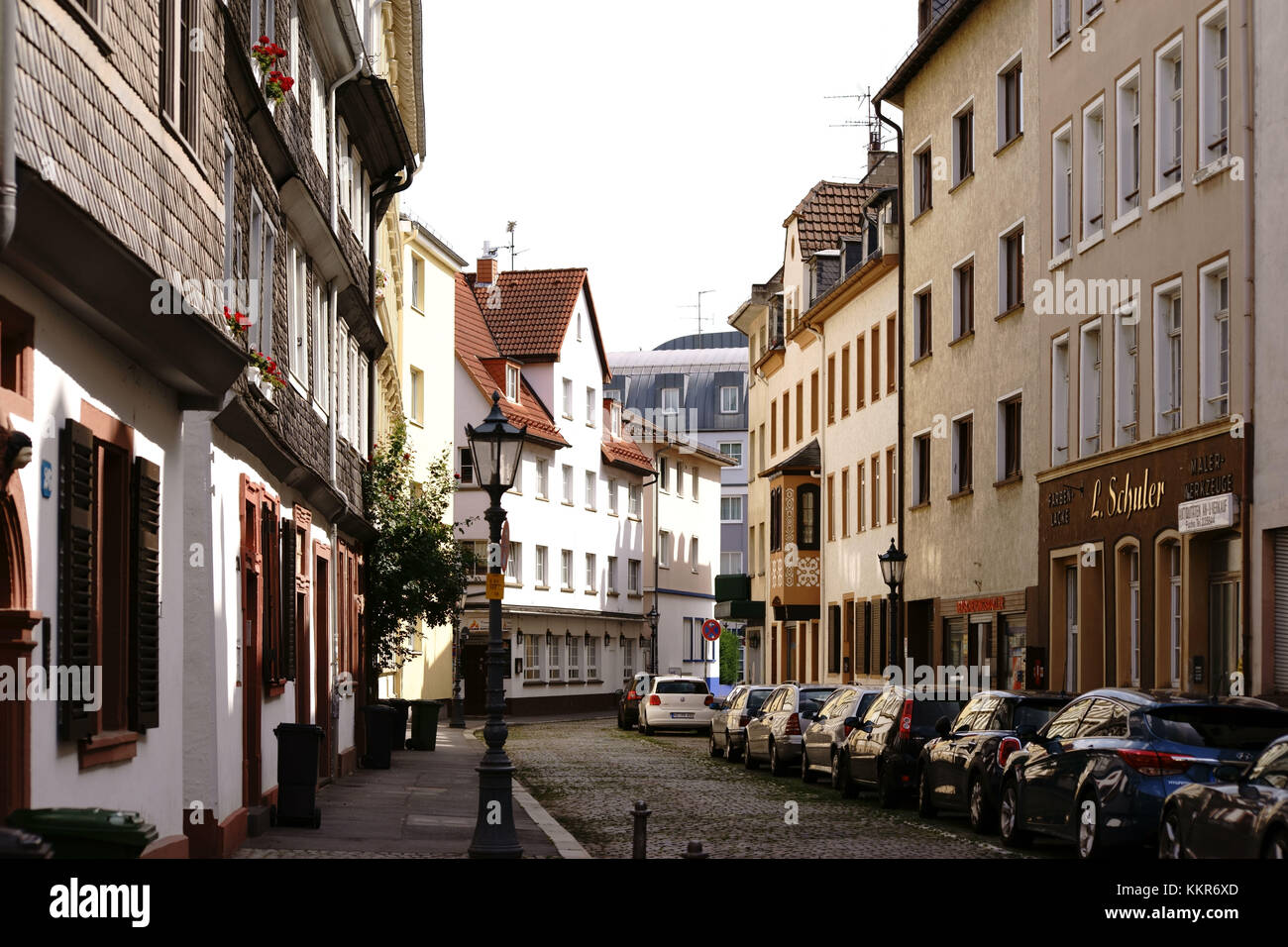 Aufgefuhrten Kapuzinerstrasse In Der Altstadt Von Mainz Mit Historisch Kulturellen Gebauden Stockfotografie Alamy