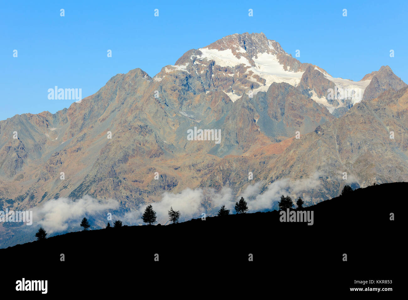 Die felsigen Gipfel des Monte disgrazia von campagneda malenco Tal Lombardei Provinz Sondrio veltlin gesehen Italien Europa Stockfoto