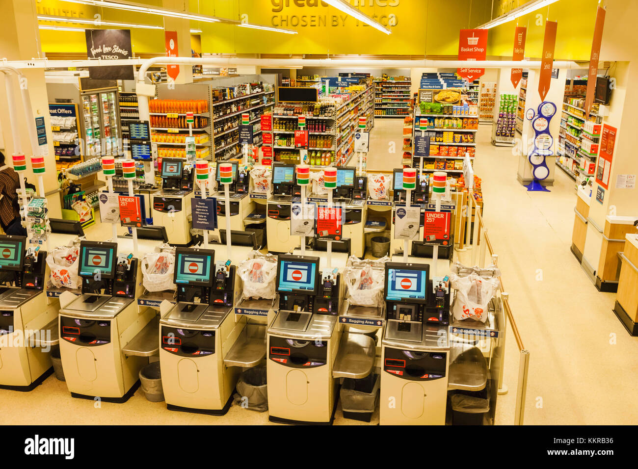 England, London, leer Tesco Supermarkt Stockfoto