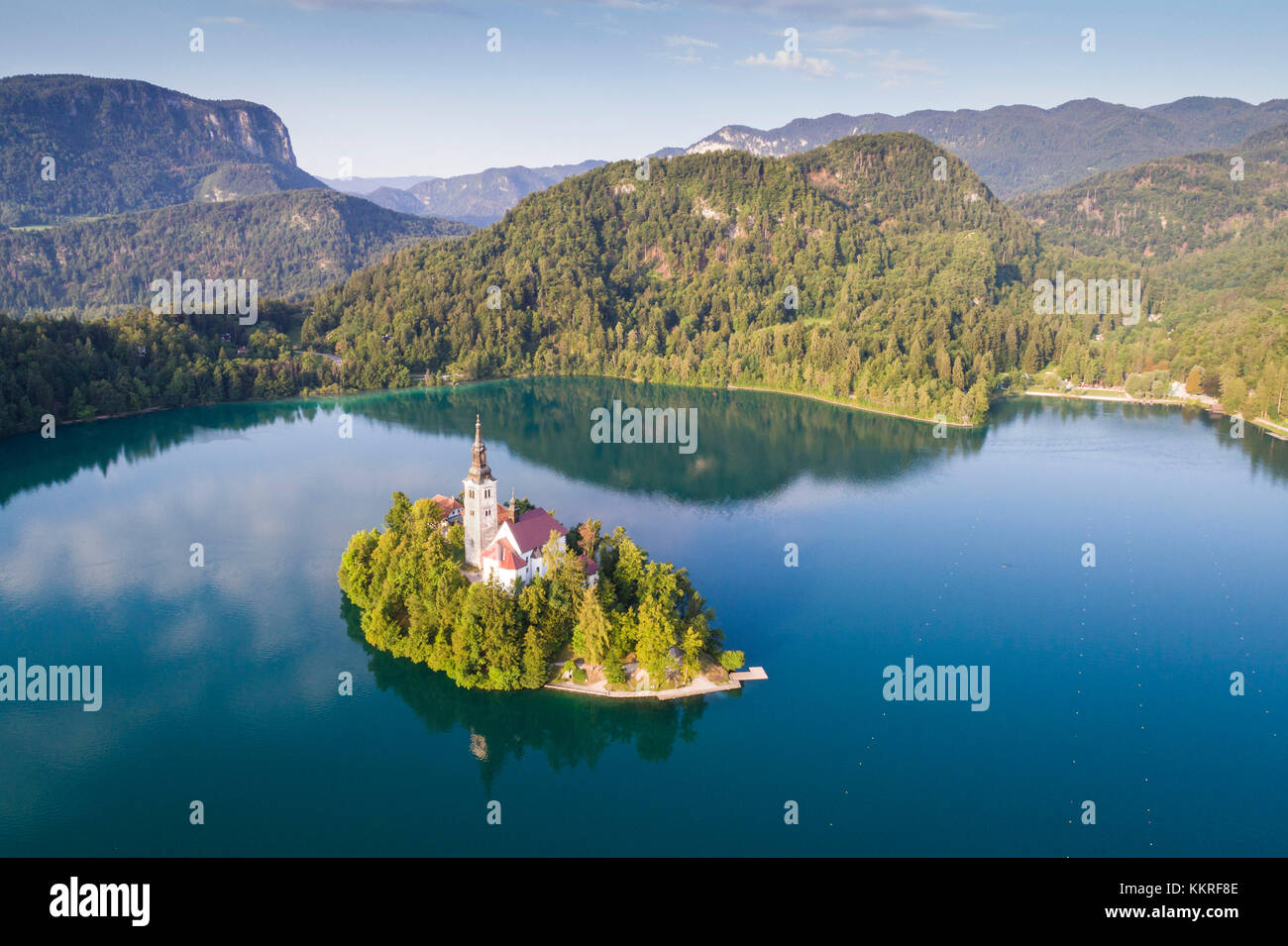 Bleder Insel und See von Bled entfernt. Bled, Obere Krainer region, Slowenien. Stockfoto