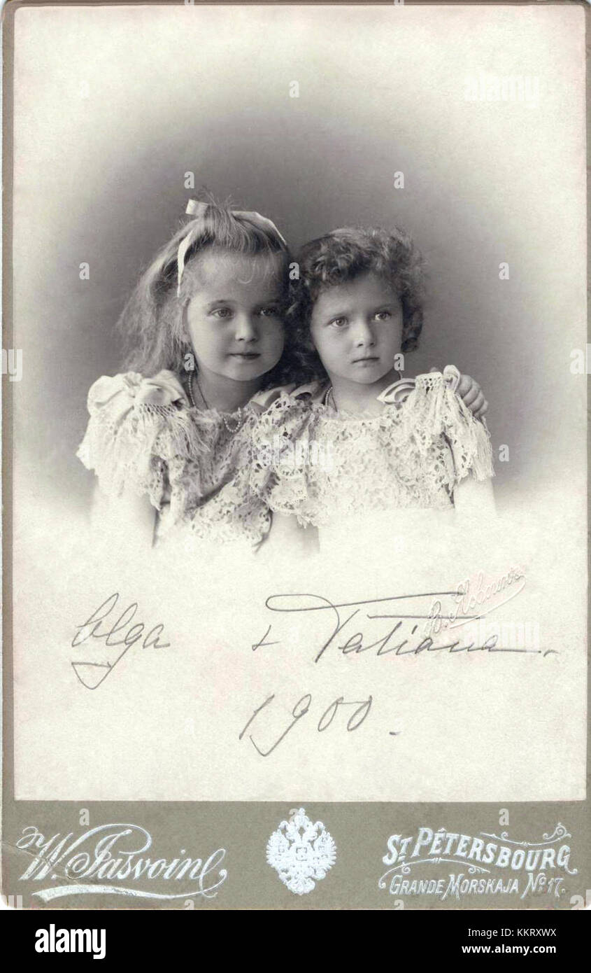 Olga und Tatjana Nikolajewna Russlands 1900 Stockfotografie Alamy