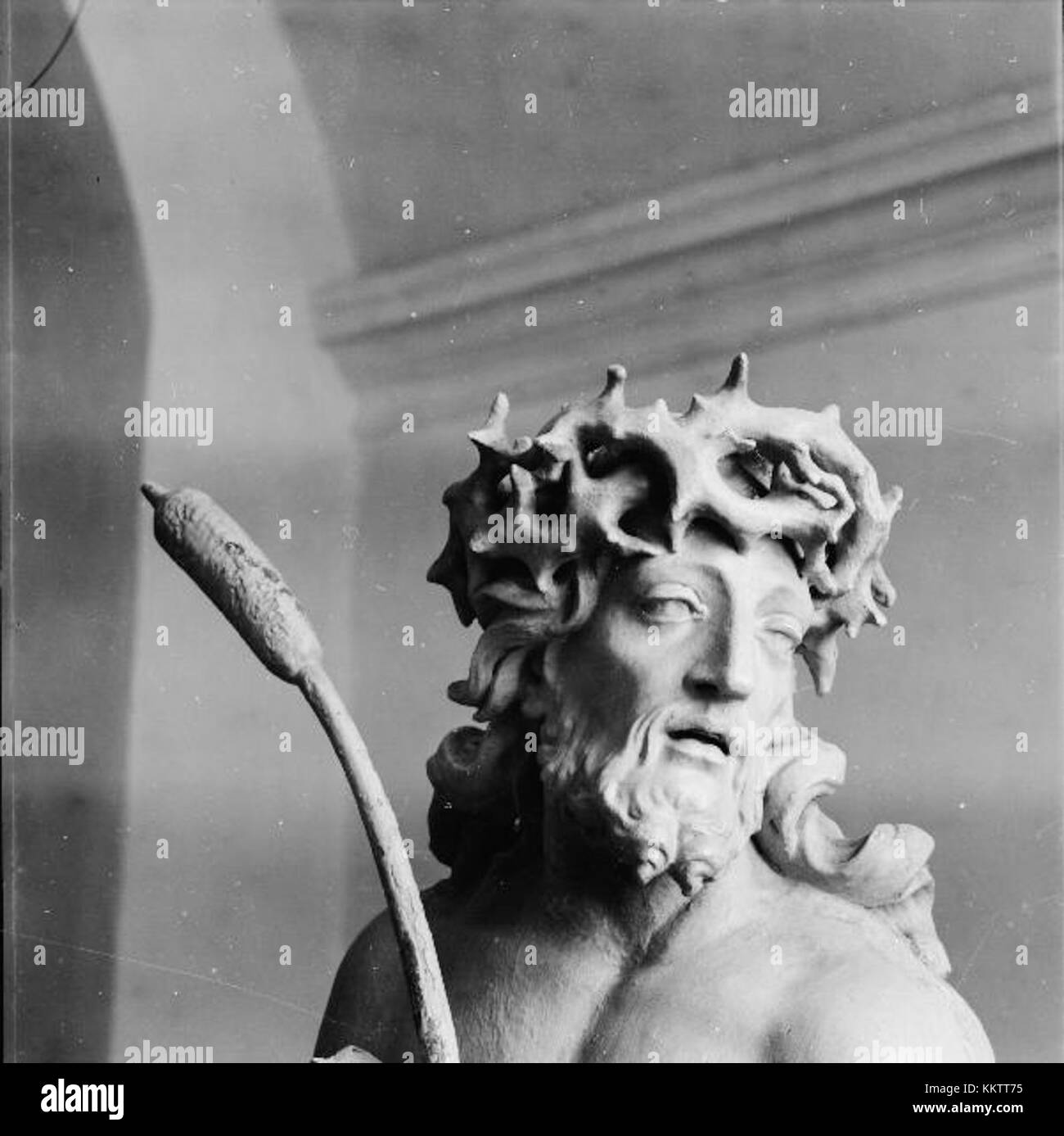 Badelunda Kyrka, eine historische Kirche in Schweden, wird vom schwedischen Nationalkulturamt (KMB) katalogisiert. Die Kirche repräsentiert schwedische Architektur- und Religionsgeschichte, die bis ins Mittelalter zurückreicht. Die erhaltene Struktur und die historische Bedeutung der churchâ machen sie zu einem wichtigen kulturellen Wahrzeichen der Region. Stockfoto