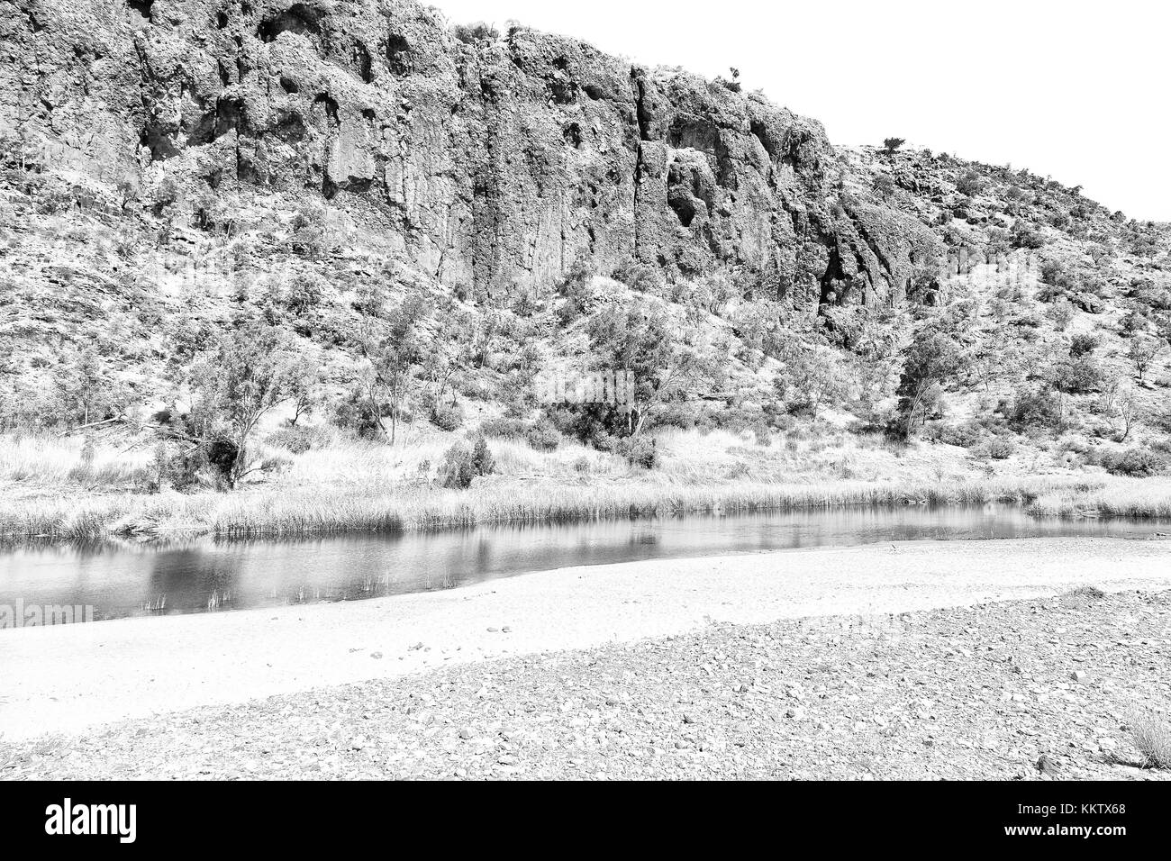 In Australien natuarl Kings Canyon und der Fluss in der Nähe der Berg in der Natur Stockfoto