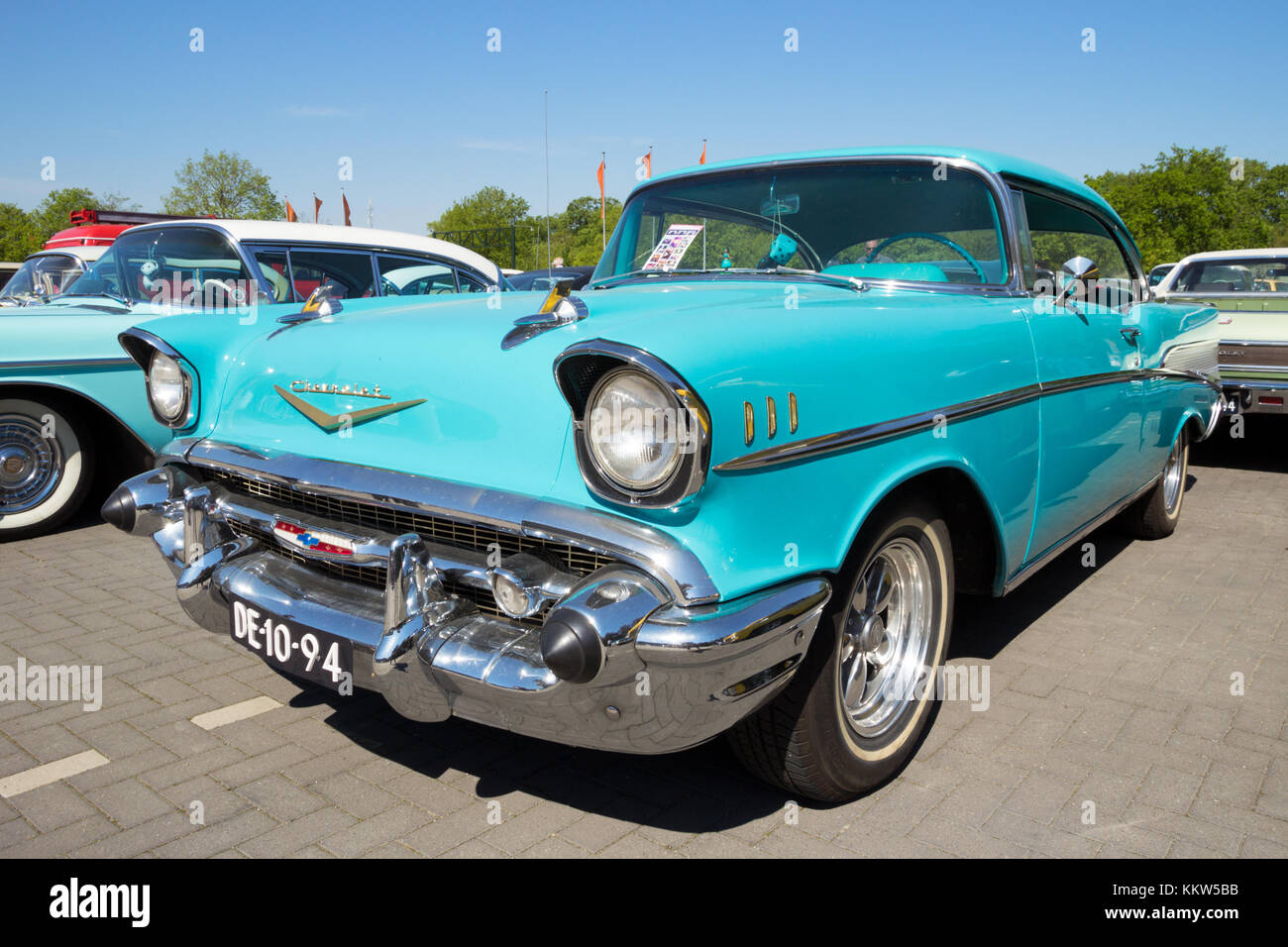 DEN BOSCH, Niederlande - 8. Mai 2016: Vintage 1958 Cadillac Sedan De Ville classic car. Stockfoto