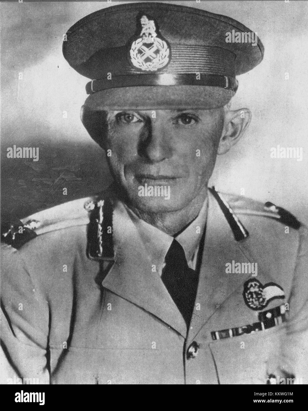 Ein Foto von Major General Dan Pienaar aus dem Jahr 1942, einem prominenten südafrikanischen Militärführer während des Zweiten Weltkriegs, bekannt für seine Führung in der 6. Panzerdivision. Stockfoto