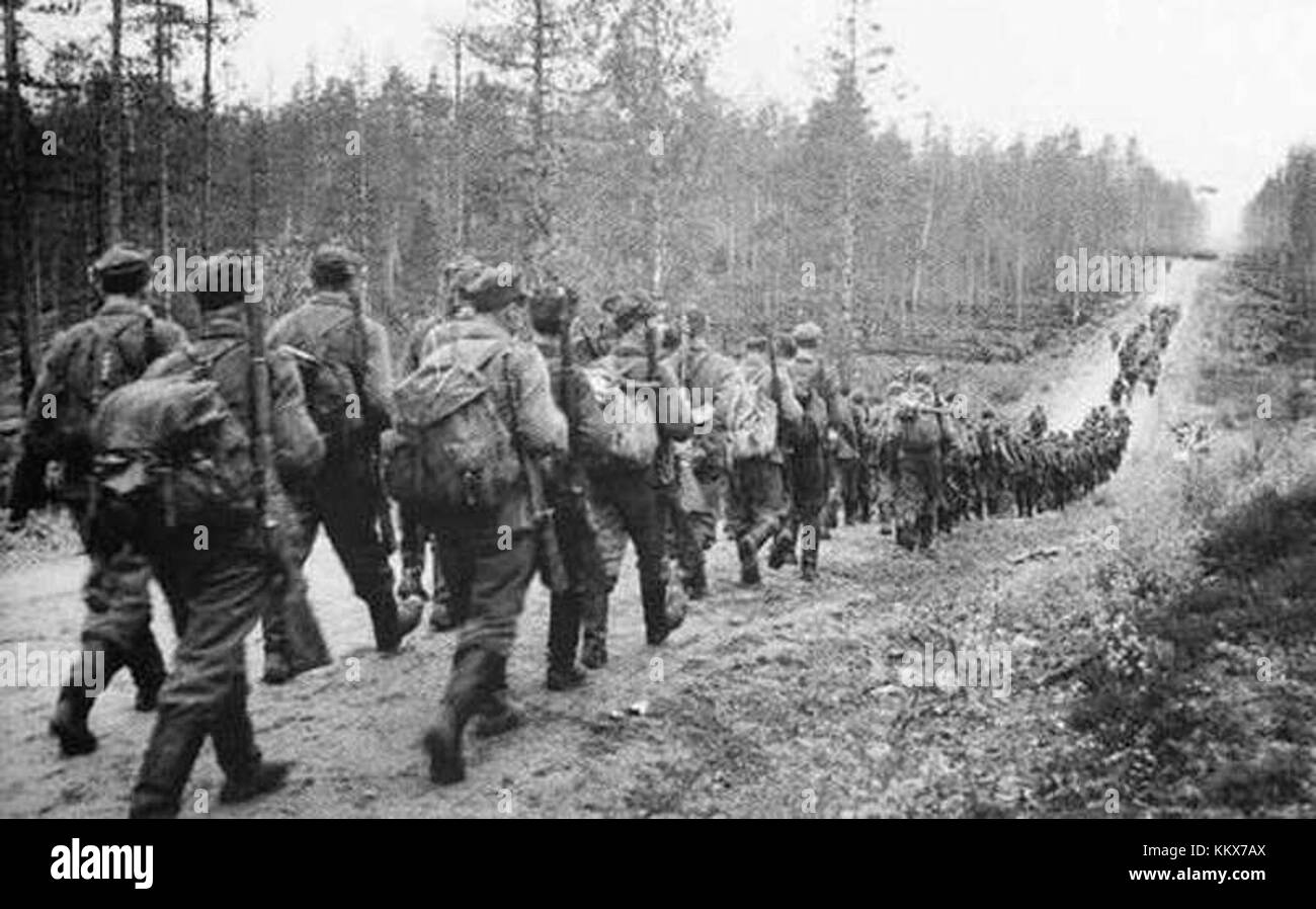 Finnische Armee im März Stockfoto