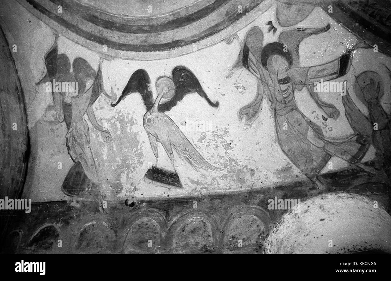 Die Fresken der Kapelle in Montoire sur le Loir, Frankreich, sind bekannt für ihre detaillierten Darstellungen religiöser Themen und historischer Szenen. Diese Fresken, die im 15. Jahrhundert gemalt wurden, spiegeln die Kunst und Kultur der damaligen Zeit wider, zeigen außergewöhnliche Handwerkskunst und tragen zum kulturellen Erbe der Region bei. Stockfoto