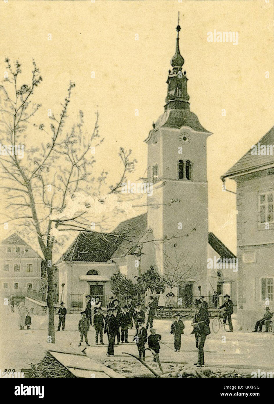 Diese Postkarte aus dem Jahr 1919 zeigt einen Blick auf Grahovega, eine Siedlung in Slowenien, die die lokale Landschaft und Architektur aus dem frühen 20. Jahrhundert darstellt. Stockfoto